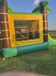 IMG 8329 1743197251 Tropical Bounce House